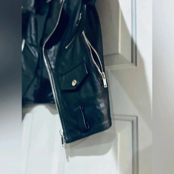 ZARA Womens sz Xs  Vegan leather Cropped Moto Jacket black New - Picture 5 of 15